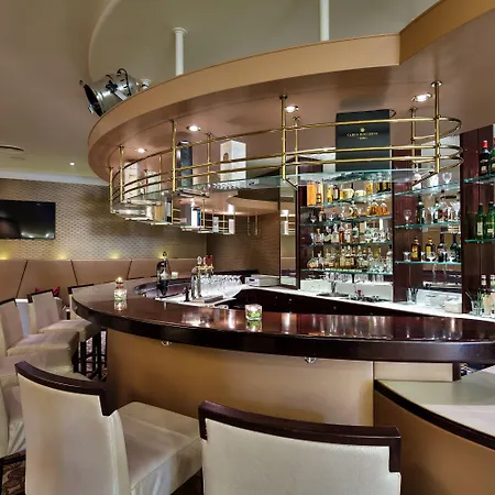 Отель Schillerpark Linz, A Member Of Radisson Individuals