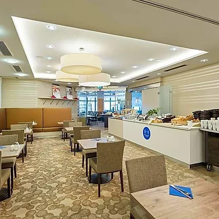 Hotel Schillerpark Linz, A Member Of Radisson Individuals 4*